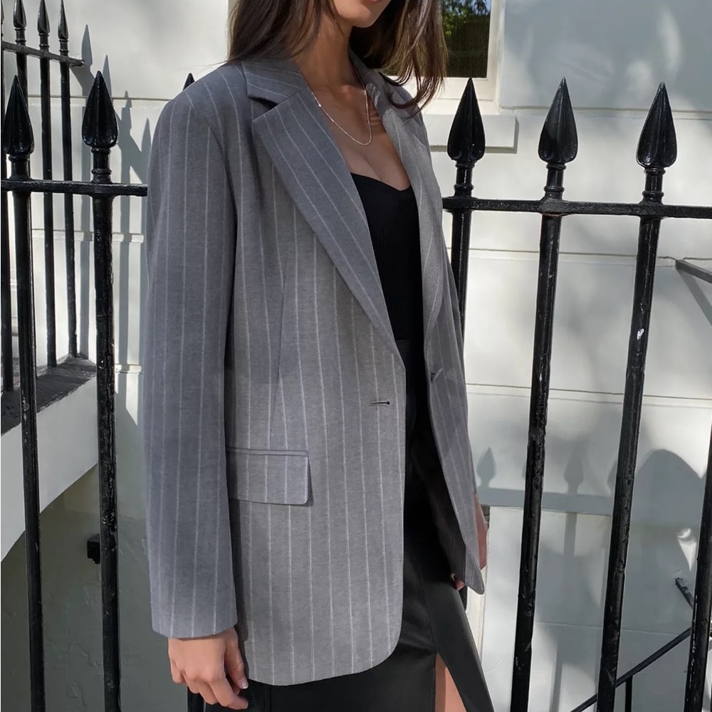 SELLING ASAP ‼️ Lockwood blazer